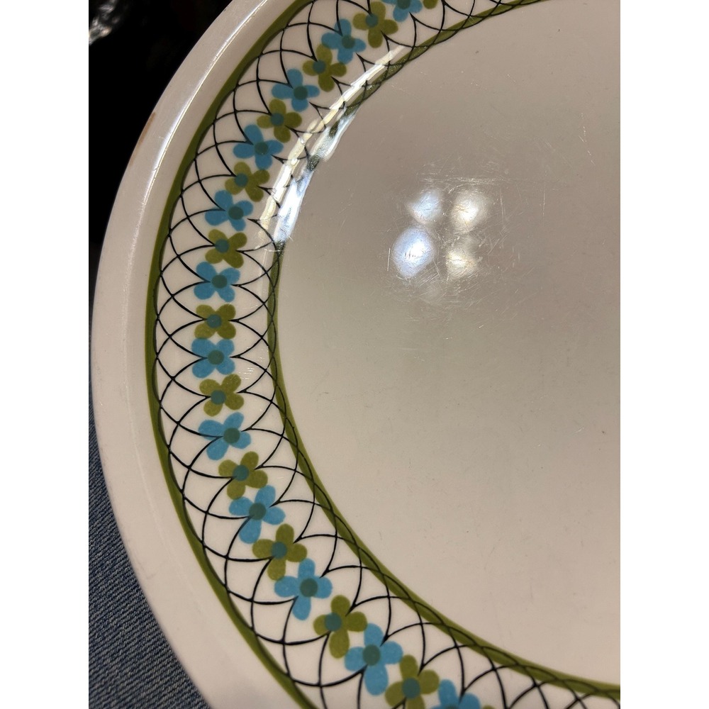 VTG Mikasa Dinner Plate. Halo 3190 Cera